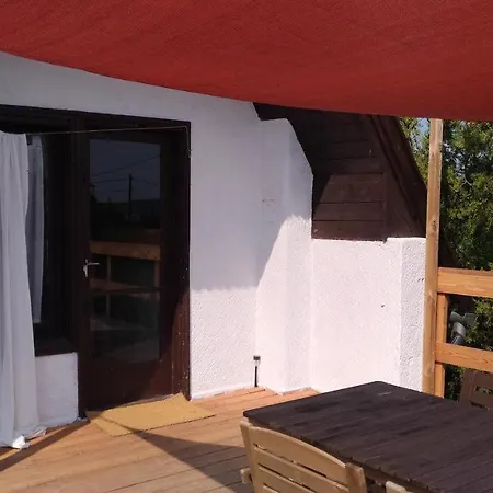 Holiday home Kishegyi Preshaz